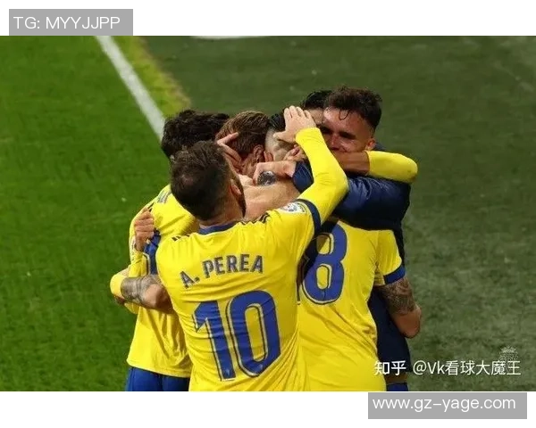 喀山红宝石与莫斯巴达的激烈对决揭示了足球战术的博弈与魅力